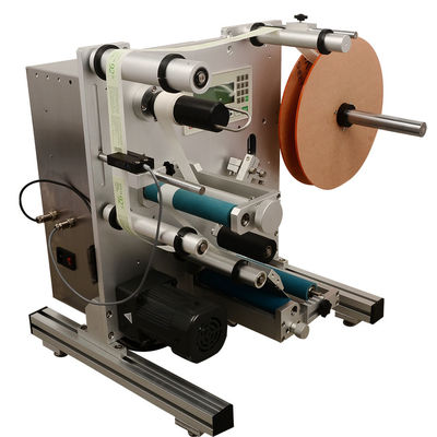 220V 50Hz 半自動ボトルラベル付けマシン 30-600pcs / Min