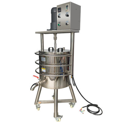 全自動加熱充填機 50L リップスティック 熱原料の溶融ドラムを乱す