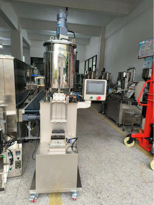 半自動小型回転台 双頭マスカラと唇光量填充機